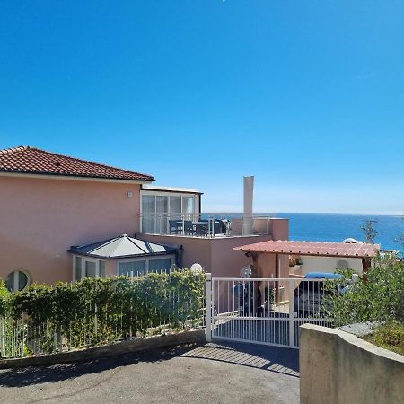 Dernier Etage D'Une Maison Рокебрюн — Кап-Мартен Экстерьер фото
